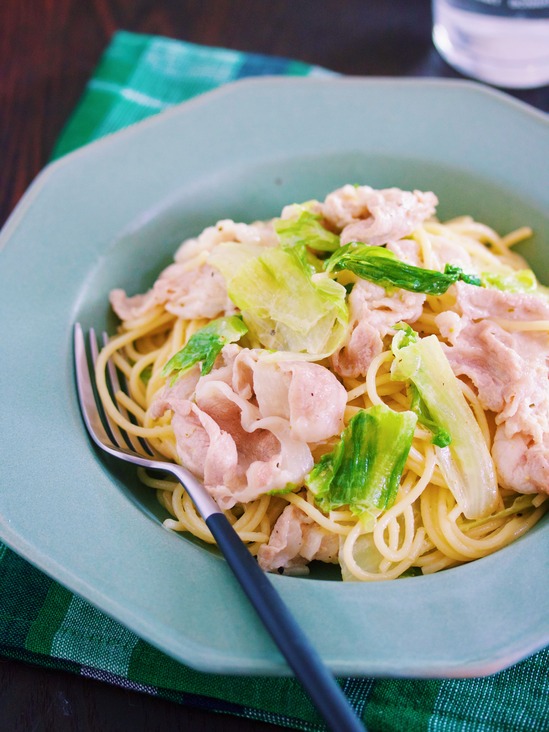 10分で完成♪包丁いらず♪「豚しゃぶとレタスのゆずマヨパスタ」