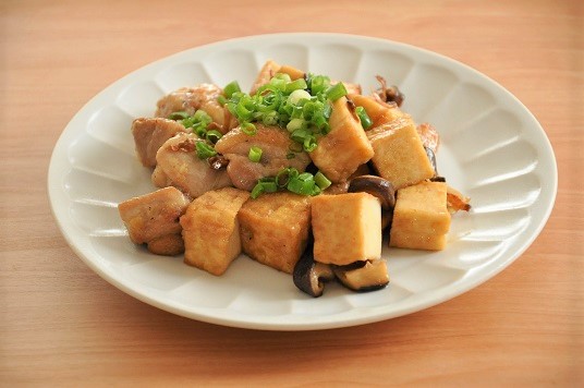厚揚げでかさまし!鶏肉と厚揚げのポン照り