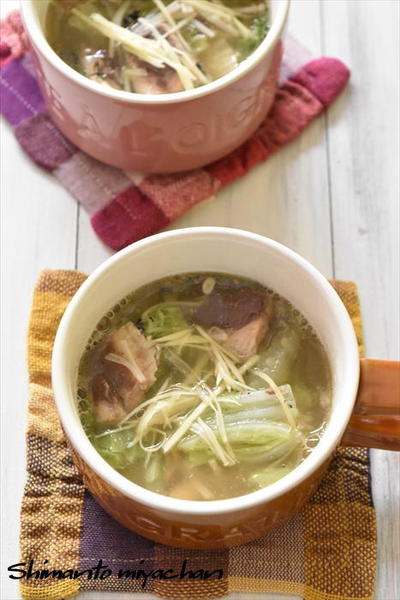 カルディコーヒーファームのいわし水煮缶と白菜のとろみスープ