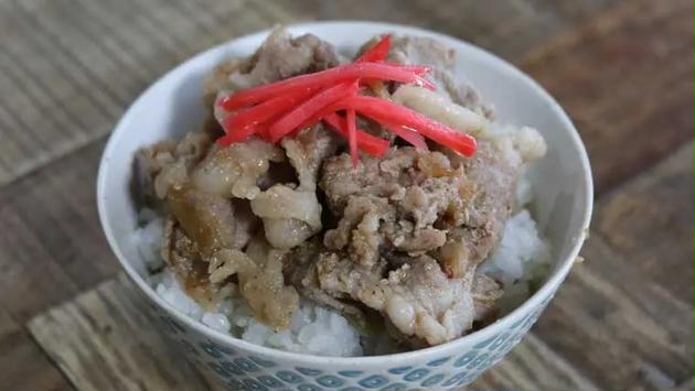 豚こま肉の豚丼