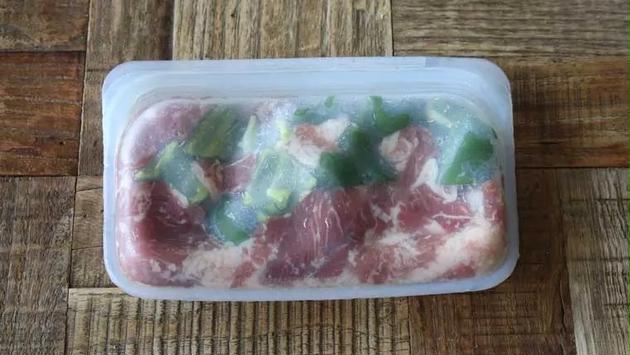 豚こま肉とピーマンの塩麹漬け