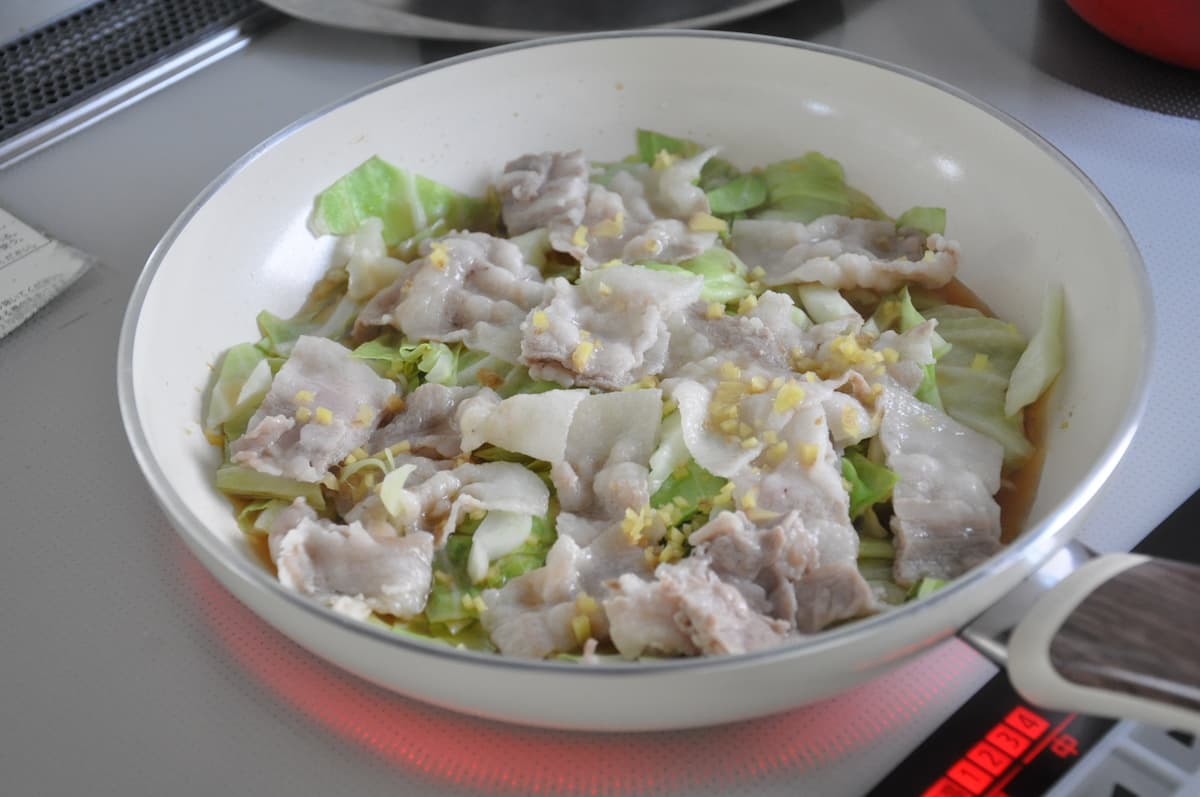 豚バラとキャベツのうま煮