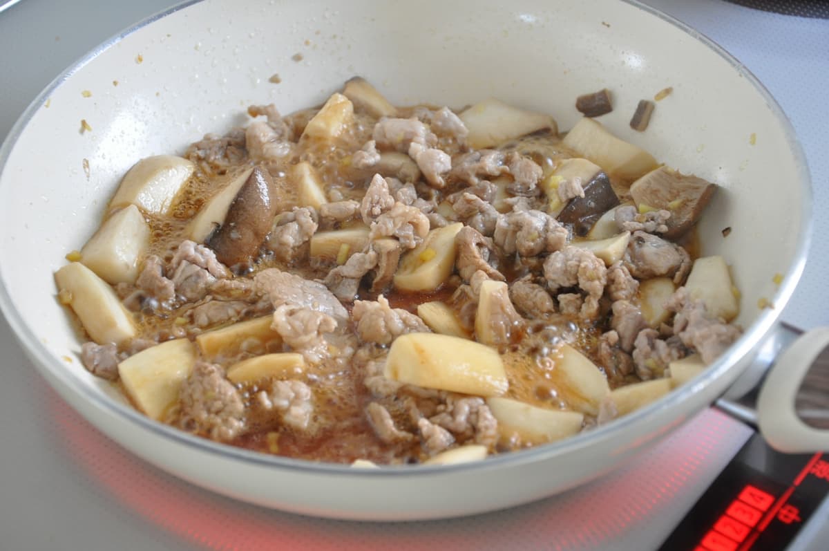 豚バラとキャベツのうま煮