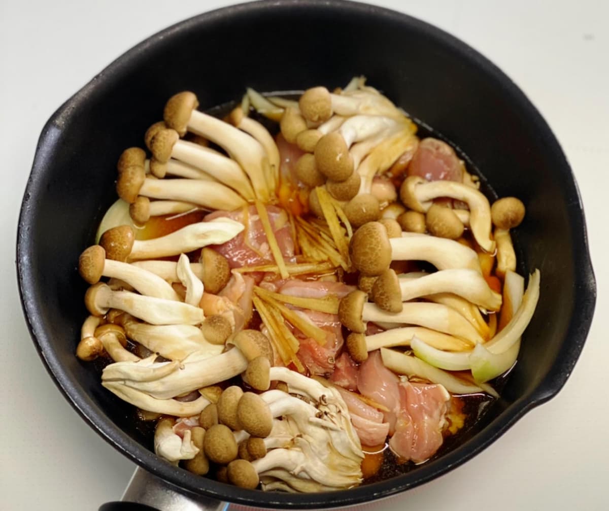 鶏肉ときのこのほったらかし煮