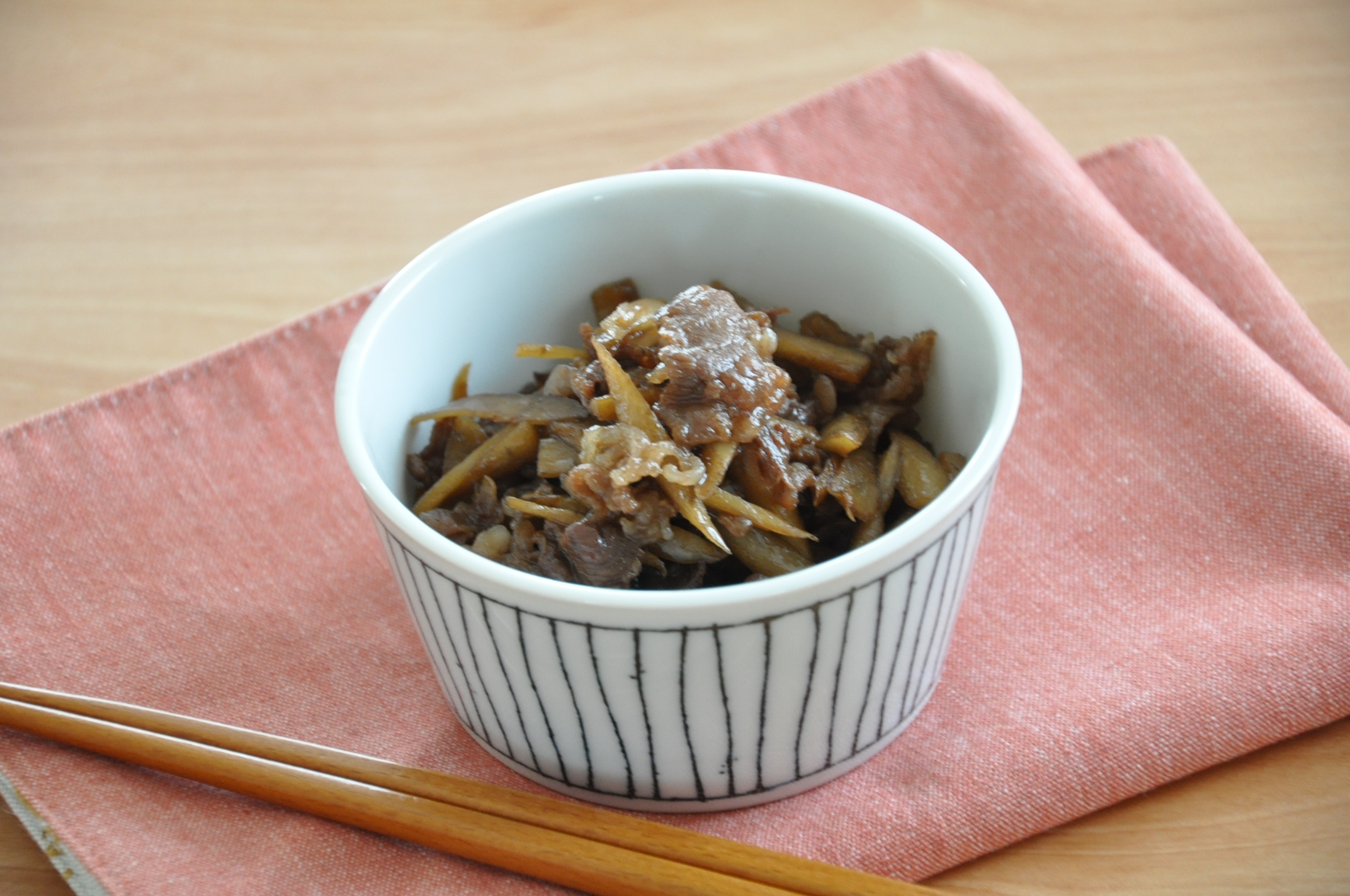 牛肉とごぼうの甘辛煮