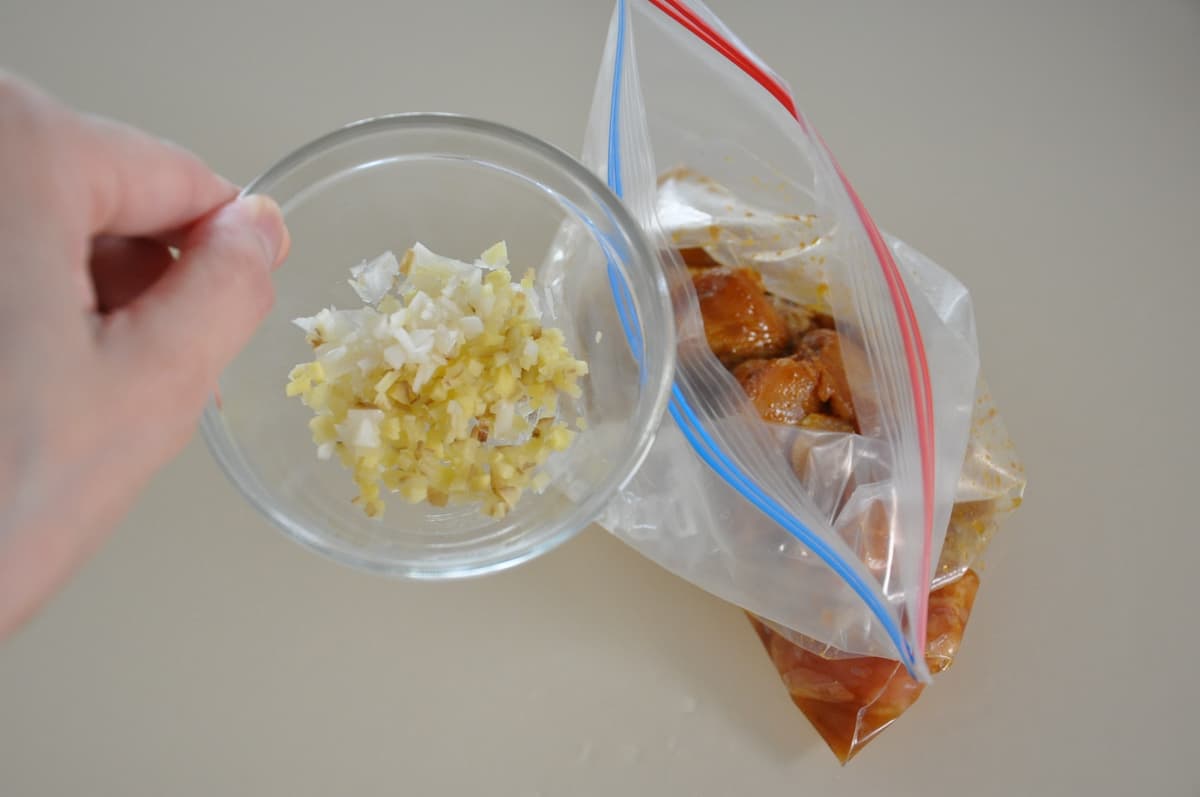 鶏肉と野菜のチーズ蒸し