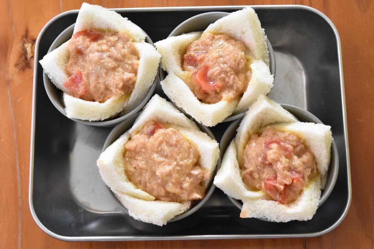 食パンカップでツナ缶キッシュ