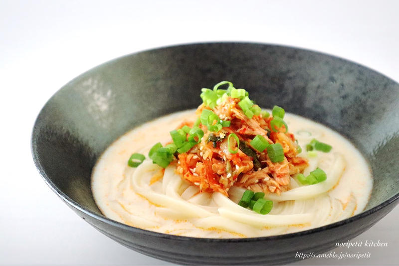 暑い季節に!「ピリ辛冷やしうどん」がツルンとおいしい♪