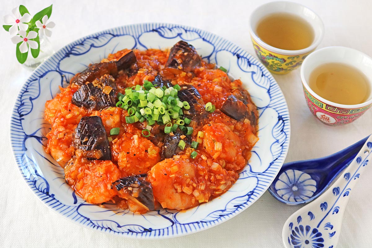 とろ~りおいしい♪「なすとえびのチリソース煮」