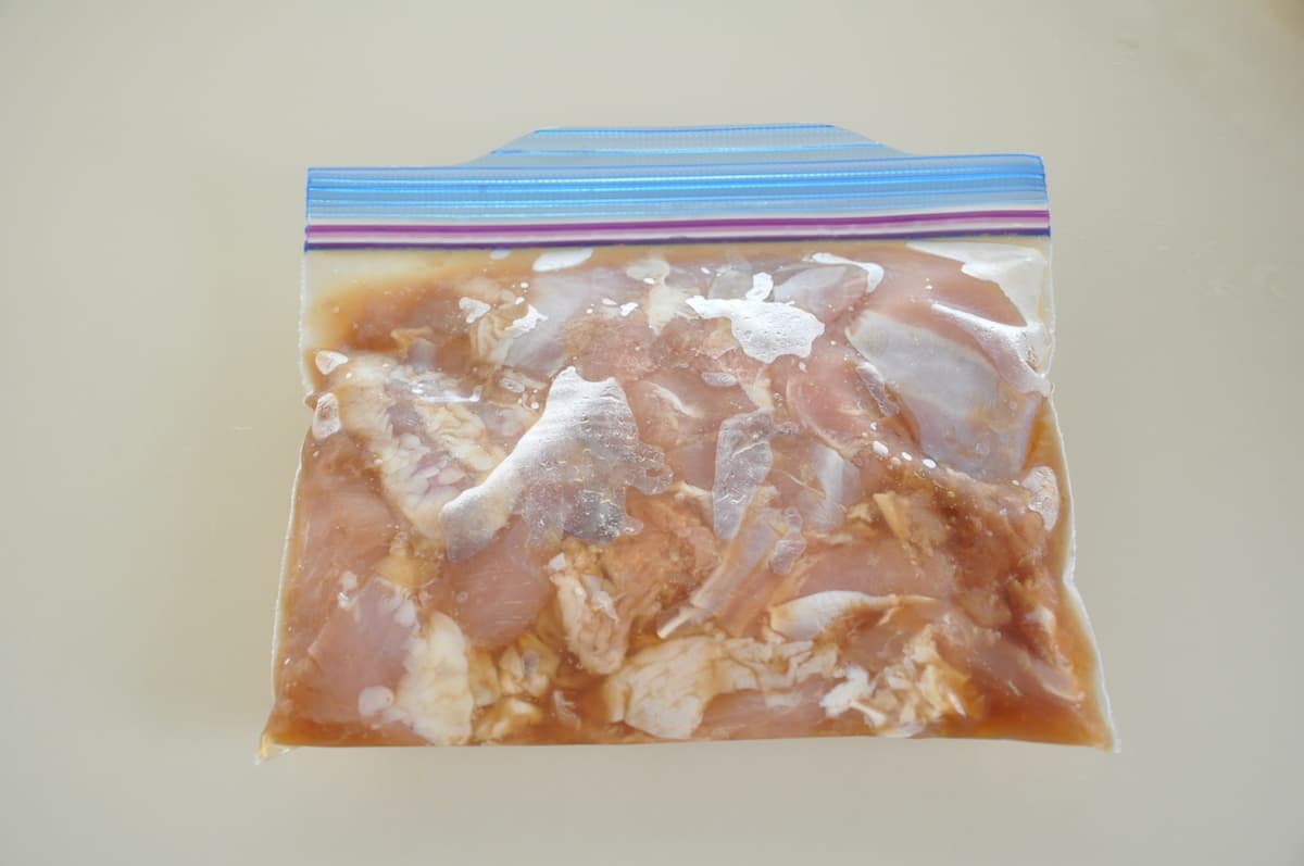 鶏肉としめじの甘辛炒め
