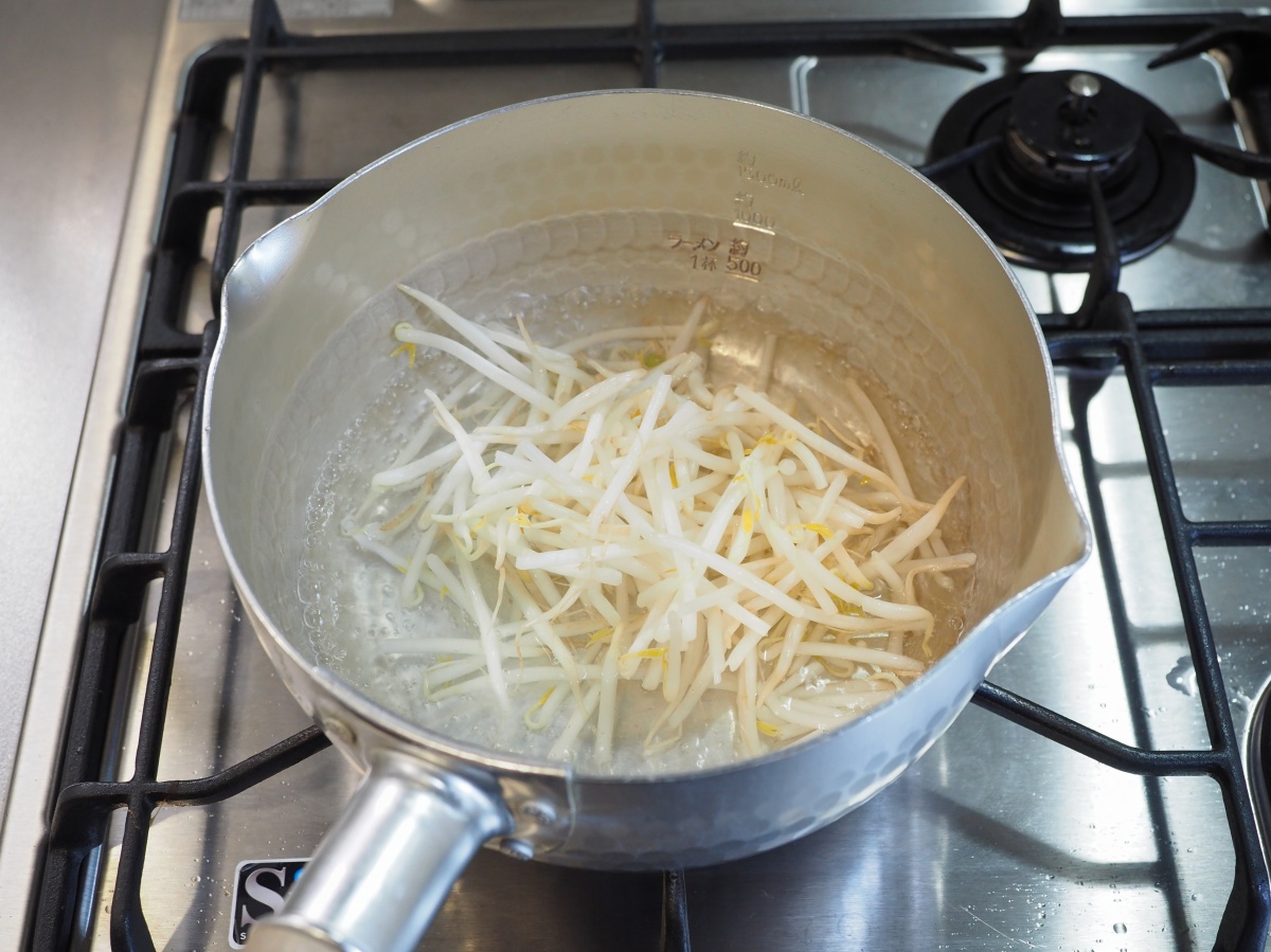 サラダチキン豆乳ラーメン