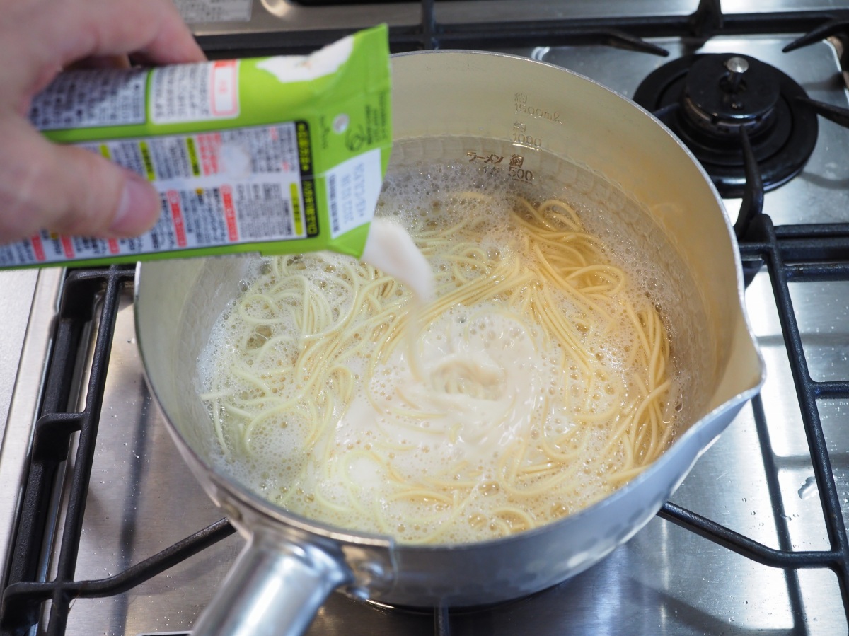 サラダチキン豆乳ラーメン