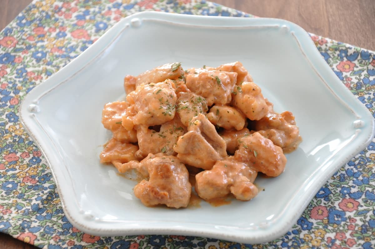 安くて簡単!お給料日前の財布にも優しい、節約ストックおかず「鶏マヨ」
