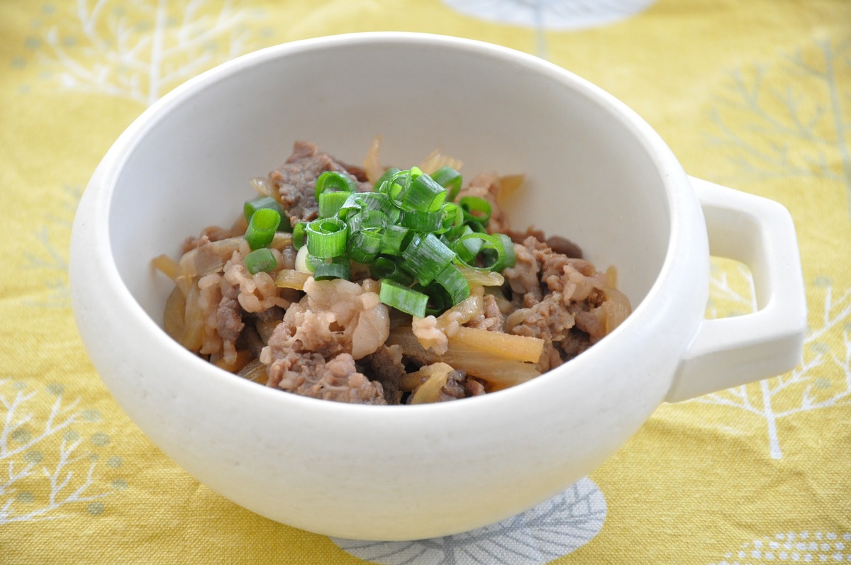 牛肉と玉ねぎの甘辛煮