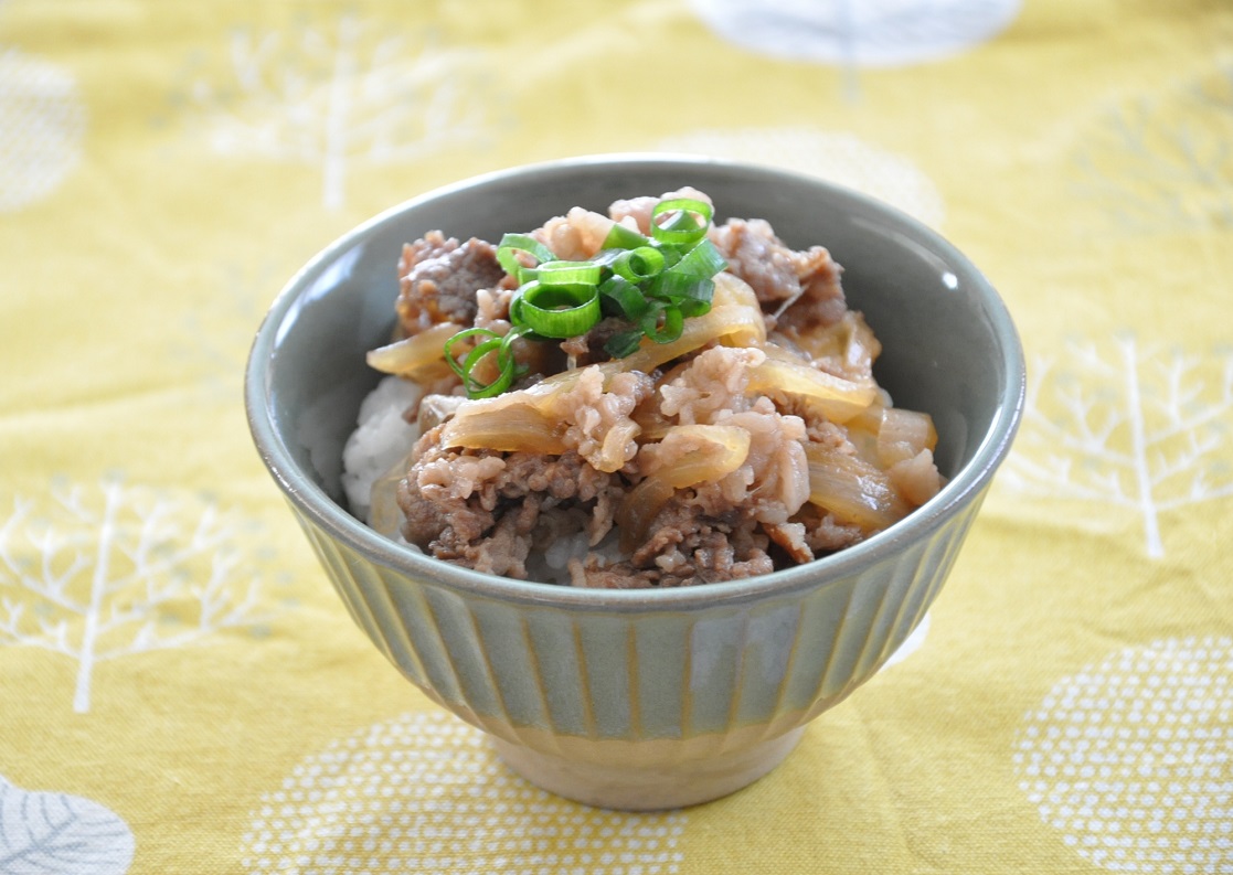 牛肉と玉ねぎの甘辛煮