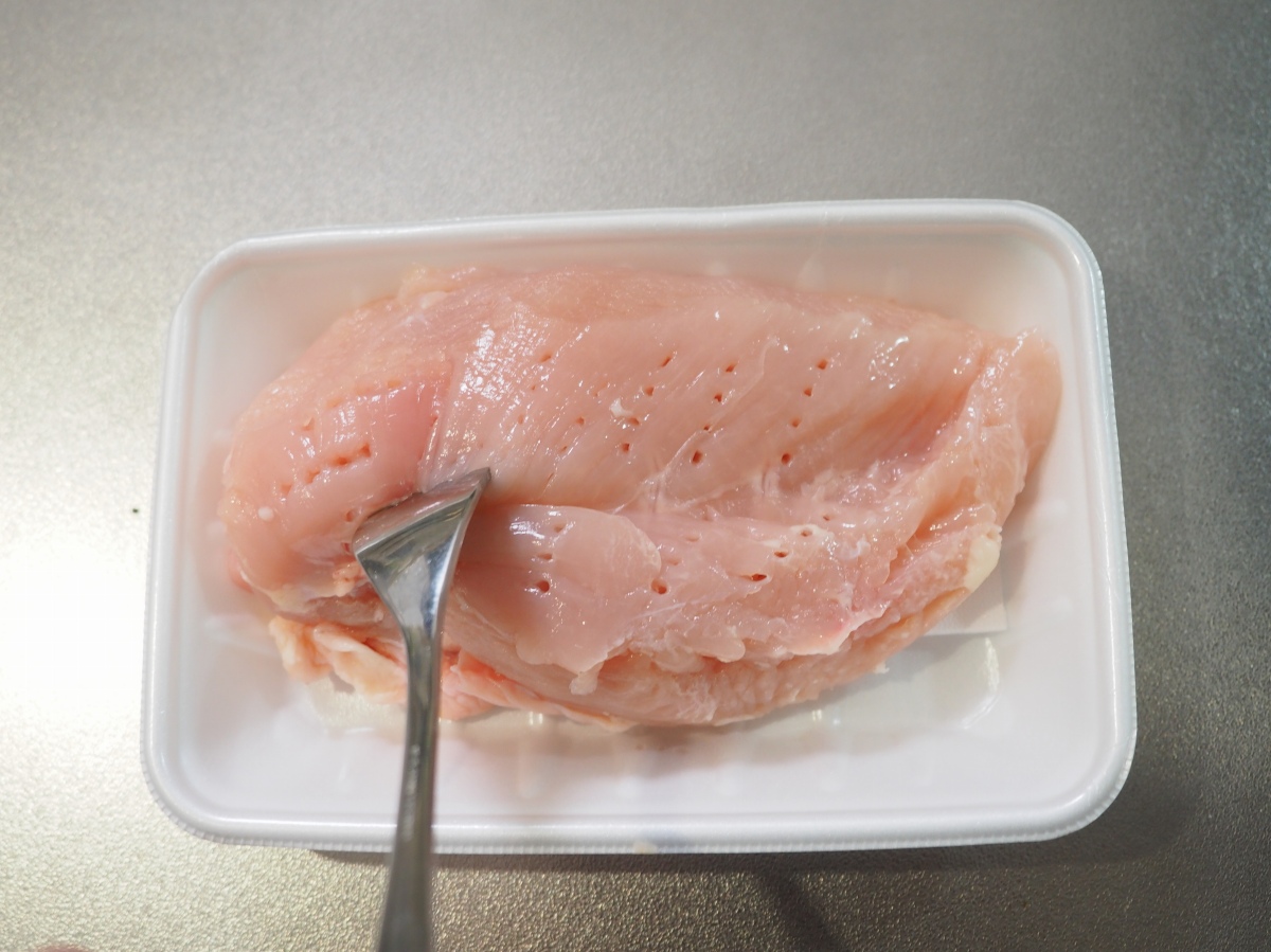 鶏むね肉の味噌漬けコンフィ