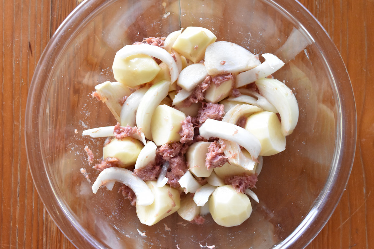 耐熱ボウルに材料を全て入れる