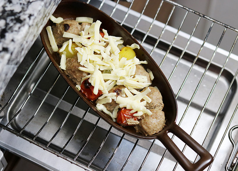 魚焼きグリルであと一品！「グリルハンディプレート」で作る、ハッセルバック風ポテトのグリル焼き