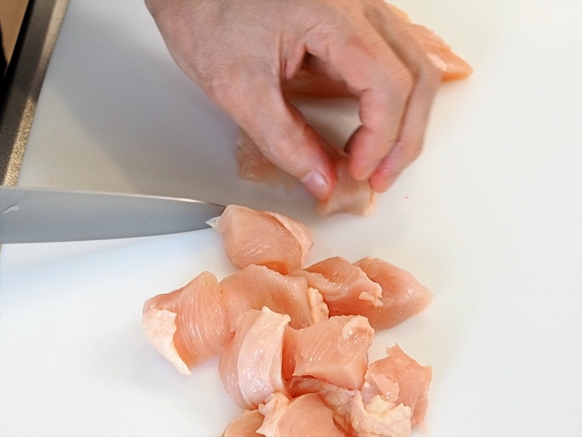 鶏むね肉の水晶鶏辛子明太子和え