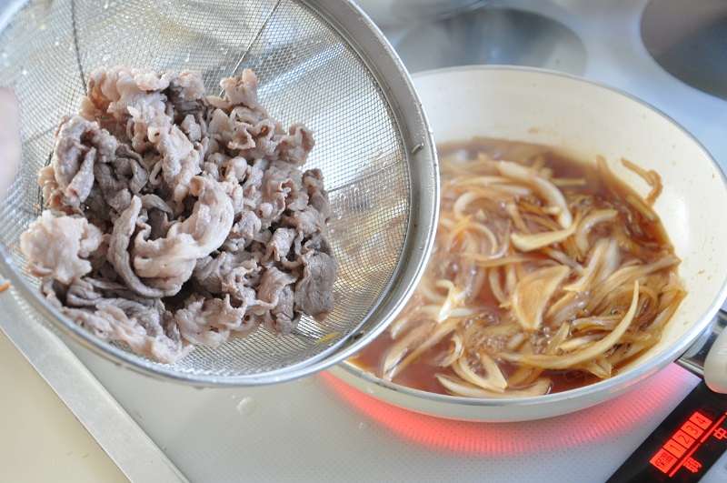 牛肉の甘辛煮