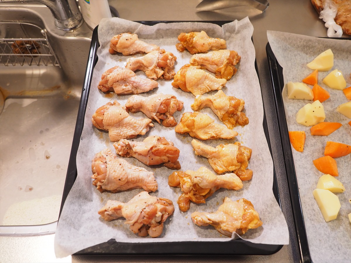 手羽元のカレー風味ぽん酢焼き、にんにく風味ぽん酢焼き