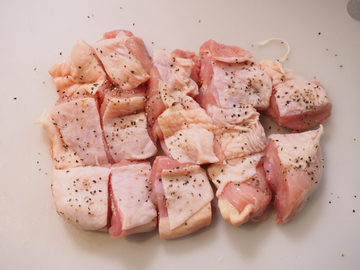 鶏もも肉とブロッコリーのトマトチーズ煮