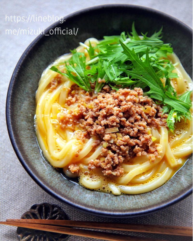 プラス食材でグレードアップ!スタミナ系「釜玉うどん」は夕食にも◎
