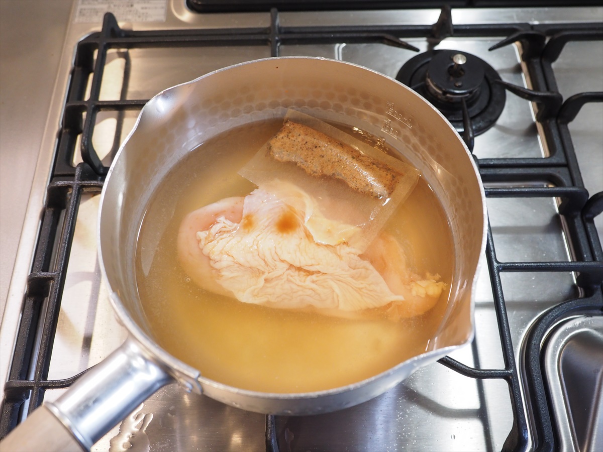 鶏むね肉の鶏飯風