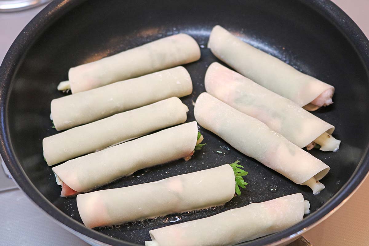 豚バラぐるぐる餃子４