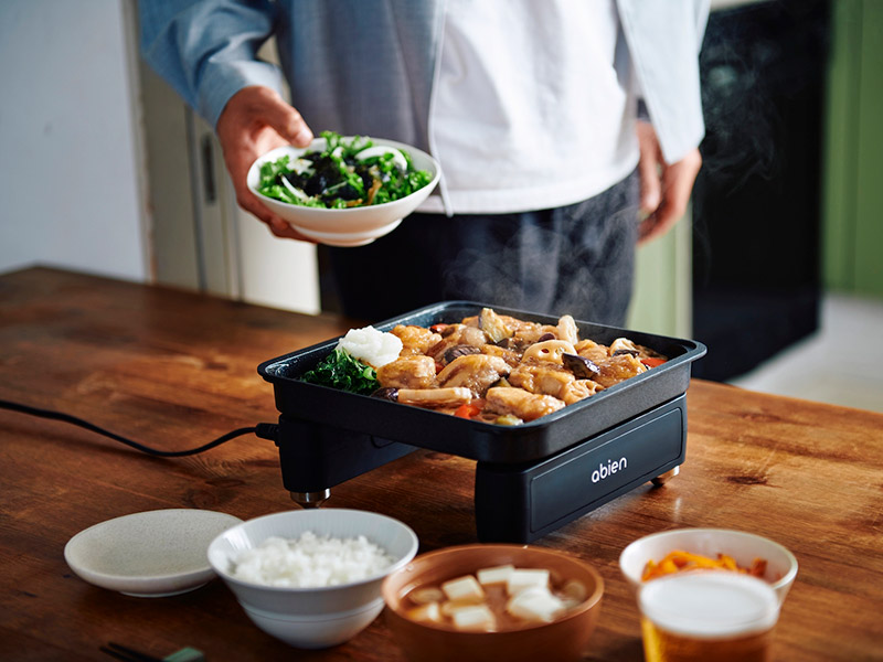 ホットプレートをもっと身近に。「お手軽」「おいしい」話題のマジックグリルS登場！