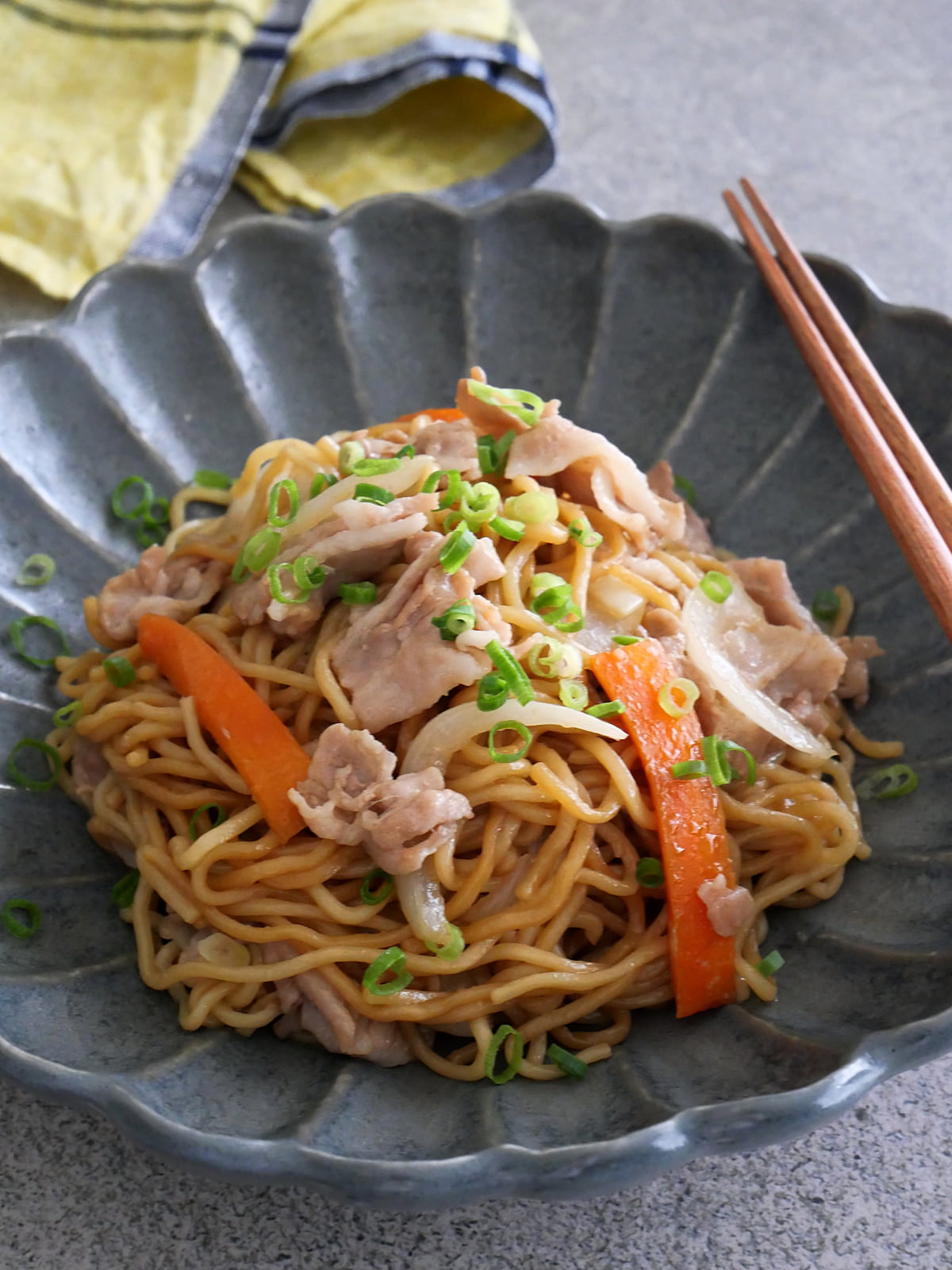 たっきーママ_レンチンバターしょうゆ焼きそば1