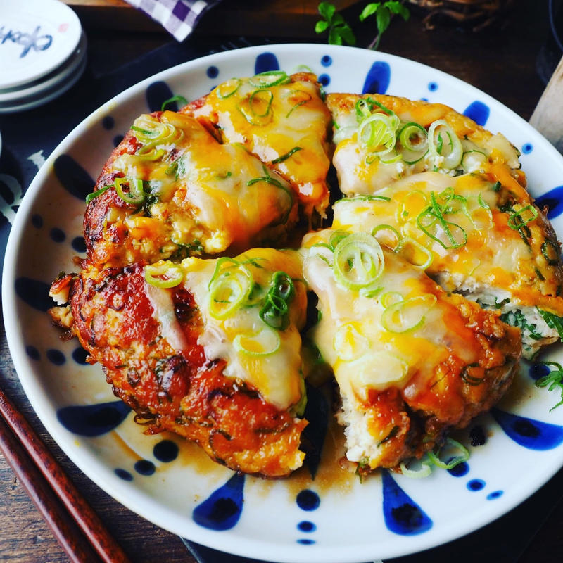 ふわふわ食感&甘辛だれがたまらない♪「はんぺん入りつくね」