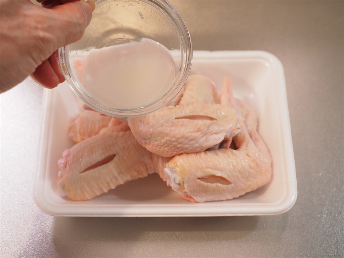 手羽先のにんにく旨塩焼鳥