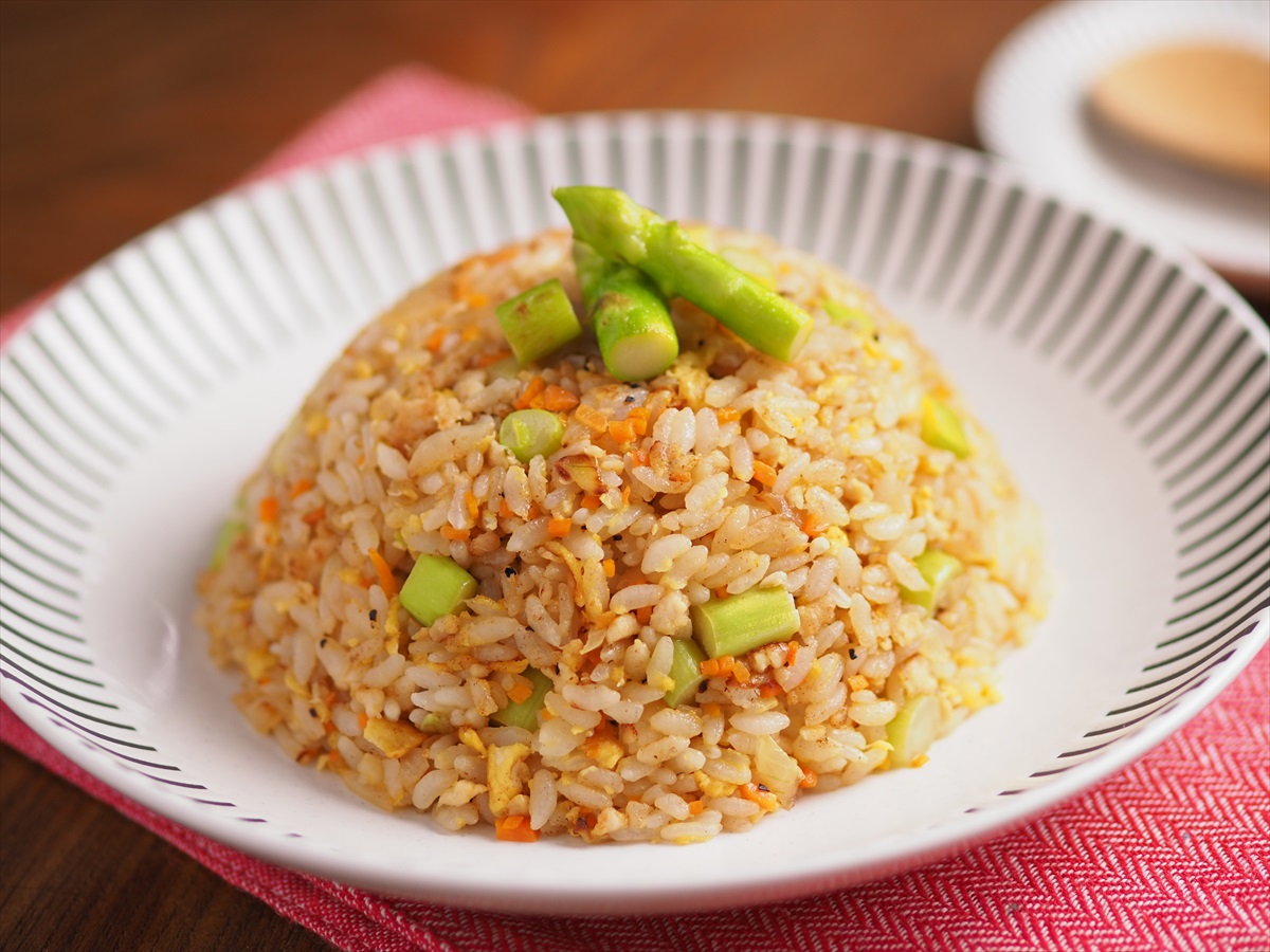 アスパラチキンチャーハン