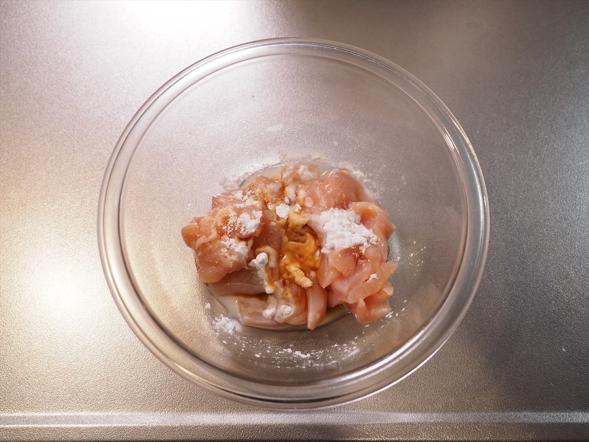水晶鶏と生きくらげの刺身風