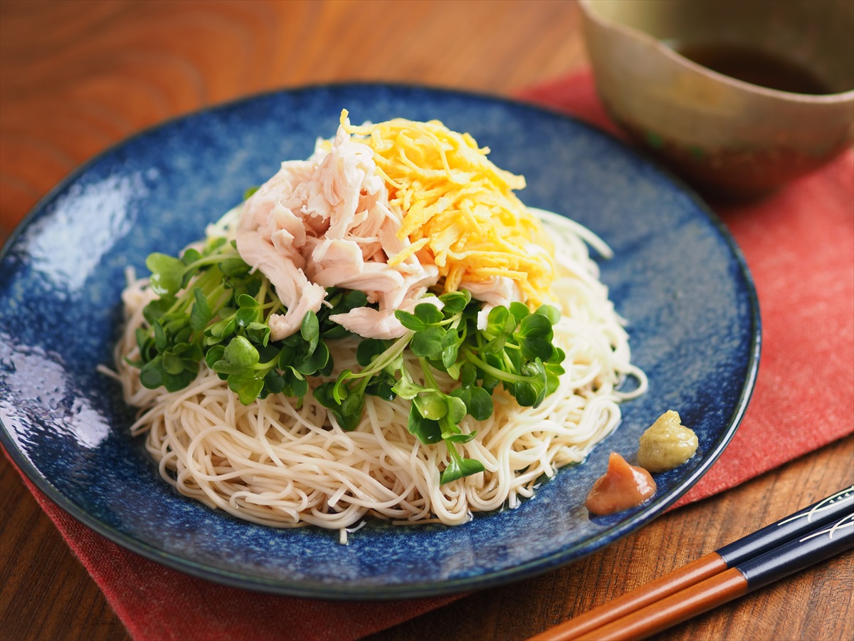 手軽にたんぱく質をプラス！「ささみと錦糸卵の親子冷やしそうめん」