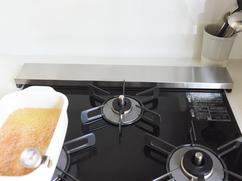 揚げたてをもっと気軽に！揚げ物メニューのプチストレスを解消するアイテムたち