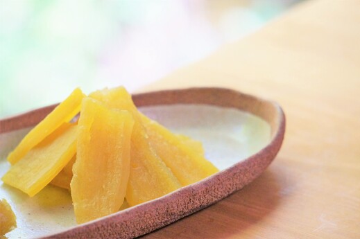 干し芋「紅はるか」 平干し 900g （ 300g &times; 3袋 ）／鶴田商店