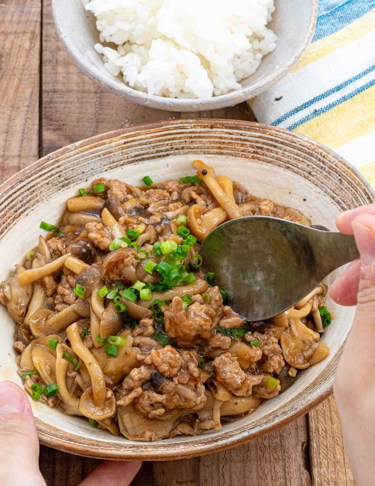 食欲の秋にぴったり!ボリューム満点「とろとろあんかけの麻婆きのこ」