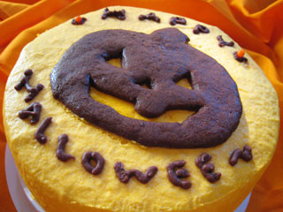 ハロウィンケーキ（かぼちゃのシフォンケーキ）／グーテ・ド・ママン