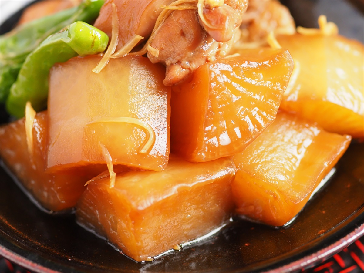 鶏もも肉と大根の角煮