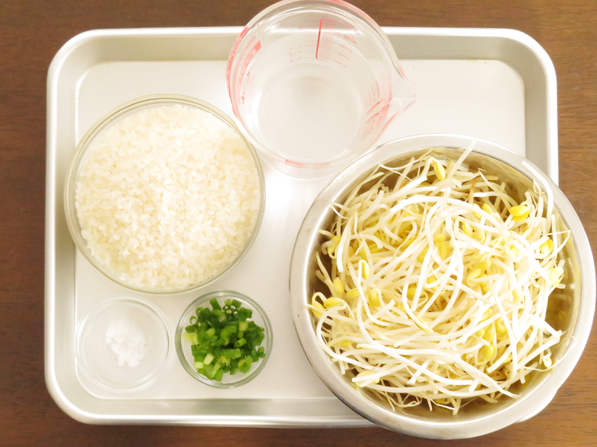 大豆もやしと牛肉の炊き込みご飯：ご飯材料