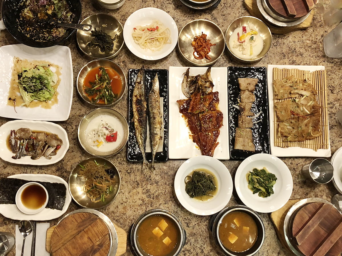 大豆もやしと牛肉の炊き込みご飯：白飯定食
