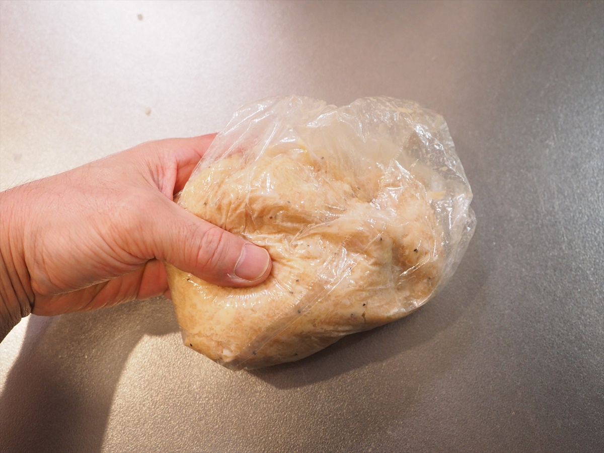 フライドエシャロットでカリカリ鶏つくね焼き鳥、フライドオニオンでもOK