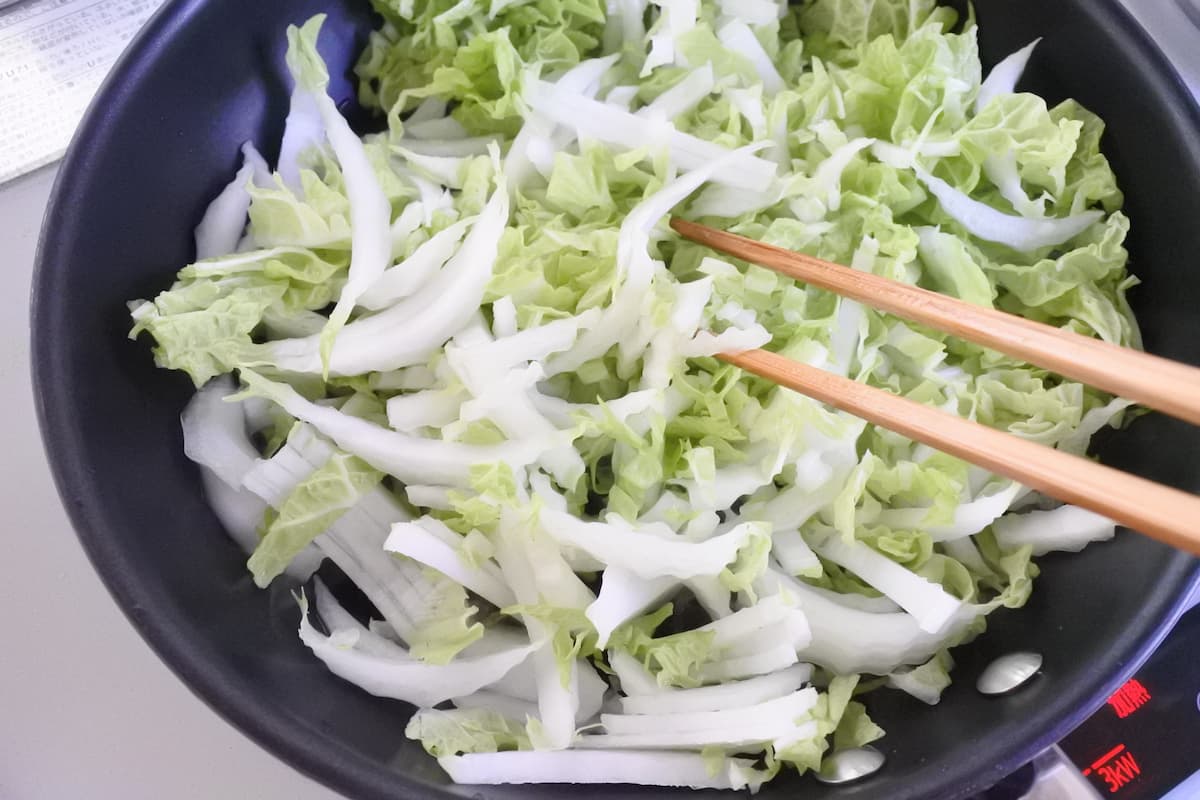 白菜と豚肉のみそ炒め