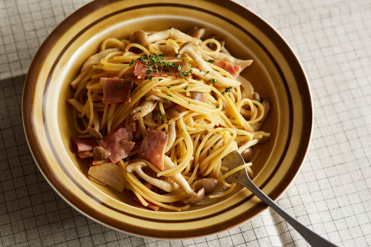 ベーコンときのこのバターしょうゆパスタ