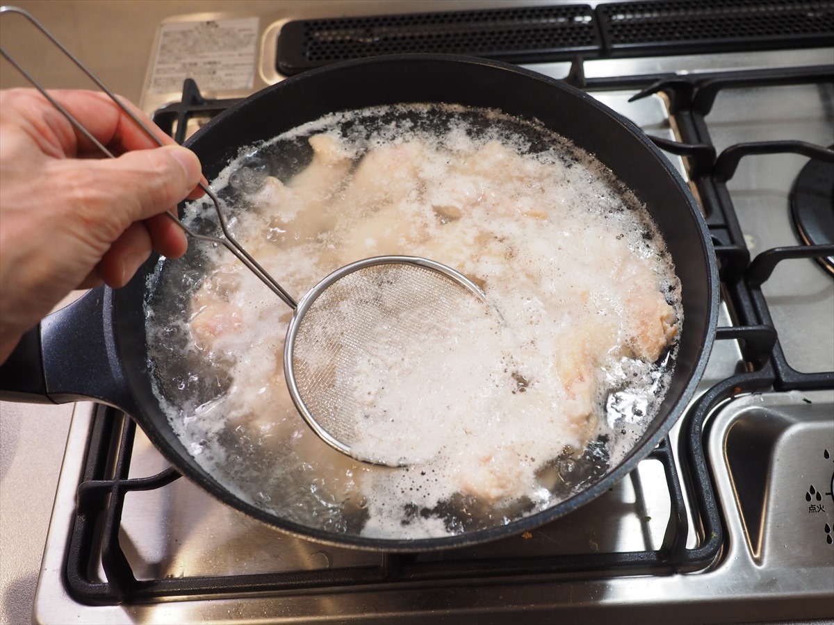 優しい味で美味しい！手羽元としりしり大根のスープ煮　大量調理で作り置き