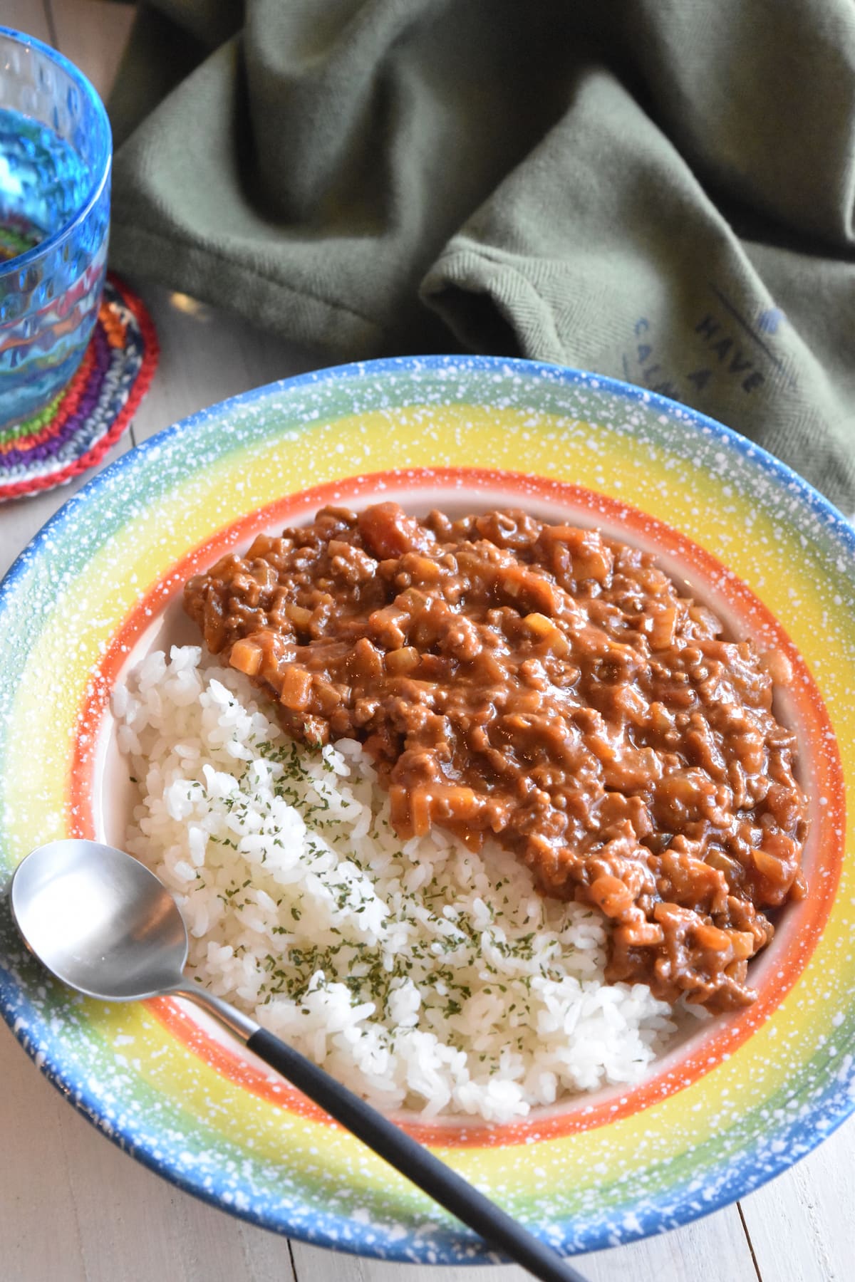 仕上げ(大根入りトマト缶でキーマカレー)