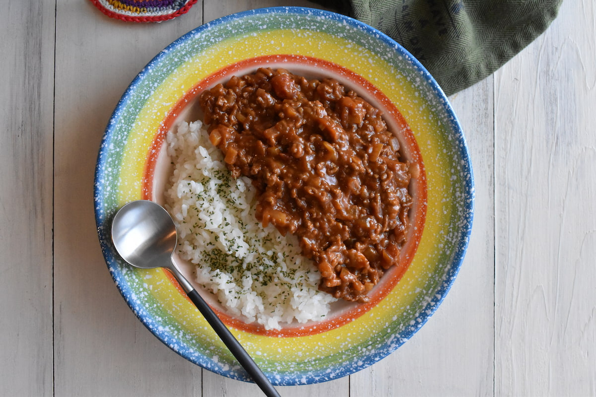 余った大根の消費にも!トマト缶で簡単♪「大根キーマカレー」