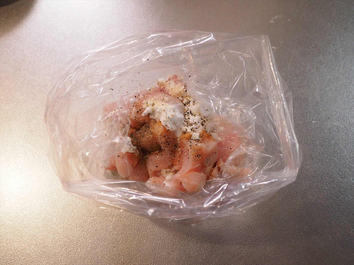 鶏むね肉とマッシュルームのトマトパスタ